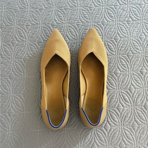 Rothy’s The Point flat